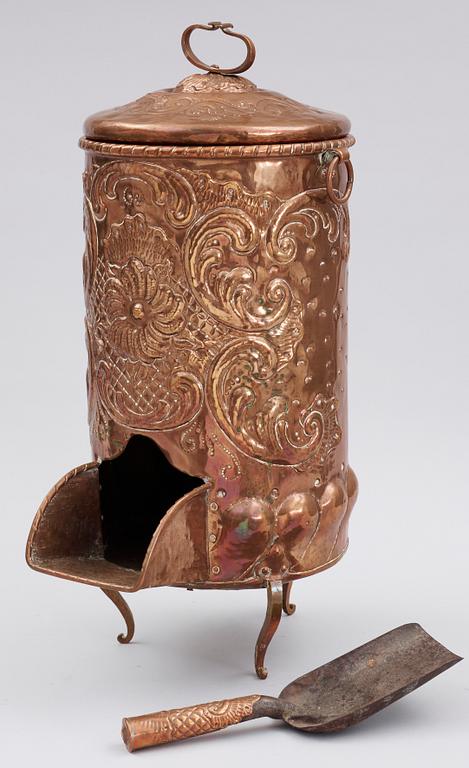 KOLBOX, koppar, barockstil, sent 1800-tal.