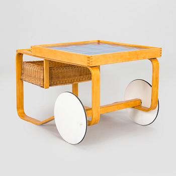 Alvar Aalto, tarjoiluvaunu, malli 900, O.Y. Huonekalu- ja Rakennustyötehdas A.B. 1900-luvun puoliväli.
