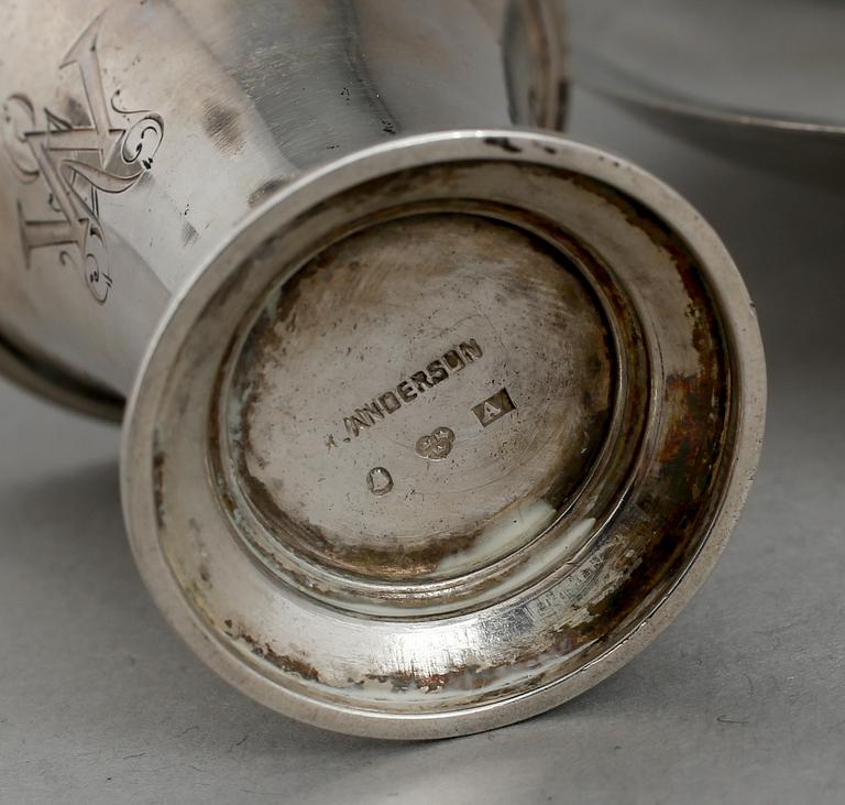 PARTI SILVER, 5 delar, mestadels Sverige, bla vodkabägare Polen 1900-talets första hälft.1800-1900-tal. Vikt ca 312 g.