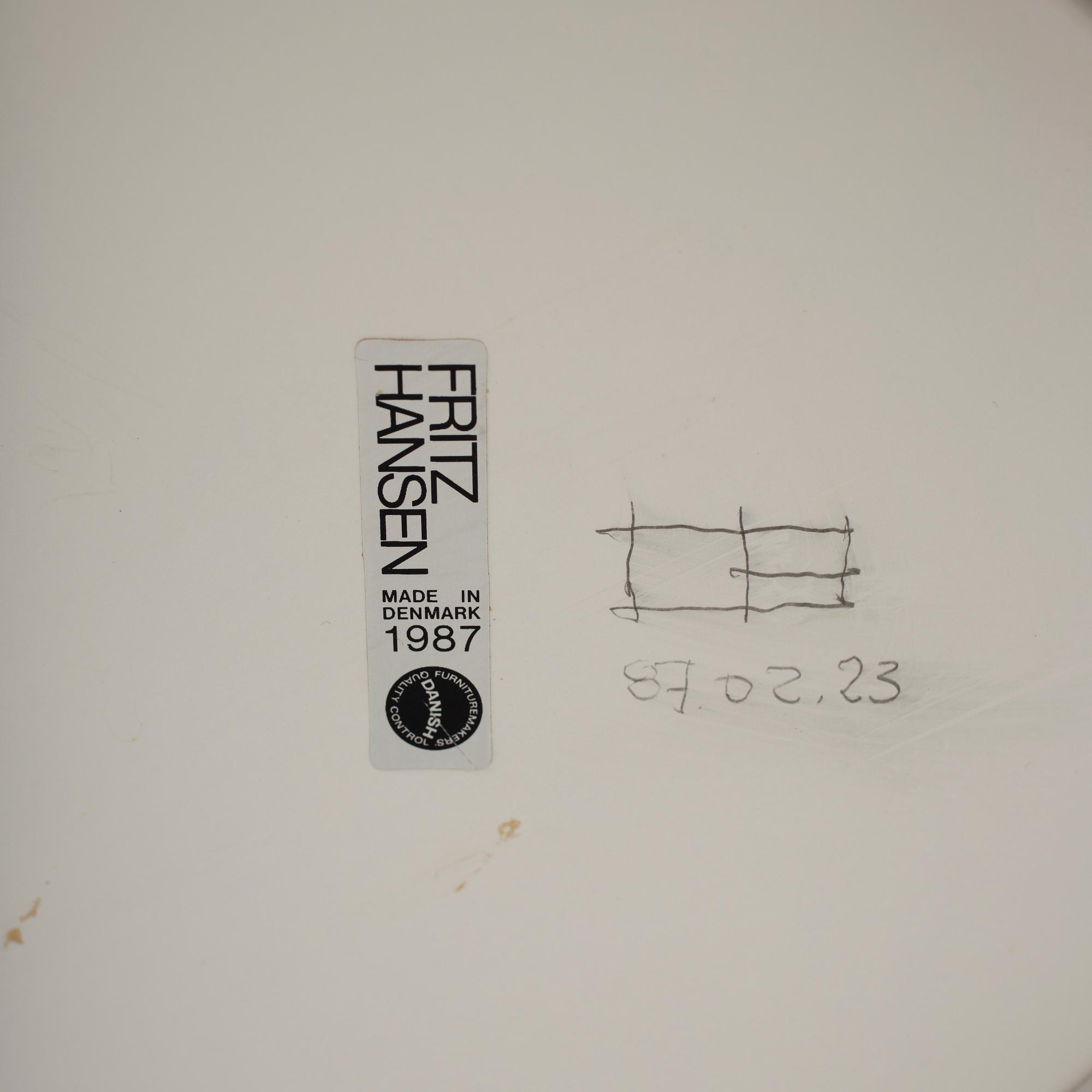 PIET HEIN, ARNE JACOBSEN och BRUNO MATHSSON för Fritz Hansen, "A825", bord, Danmark, 1987.