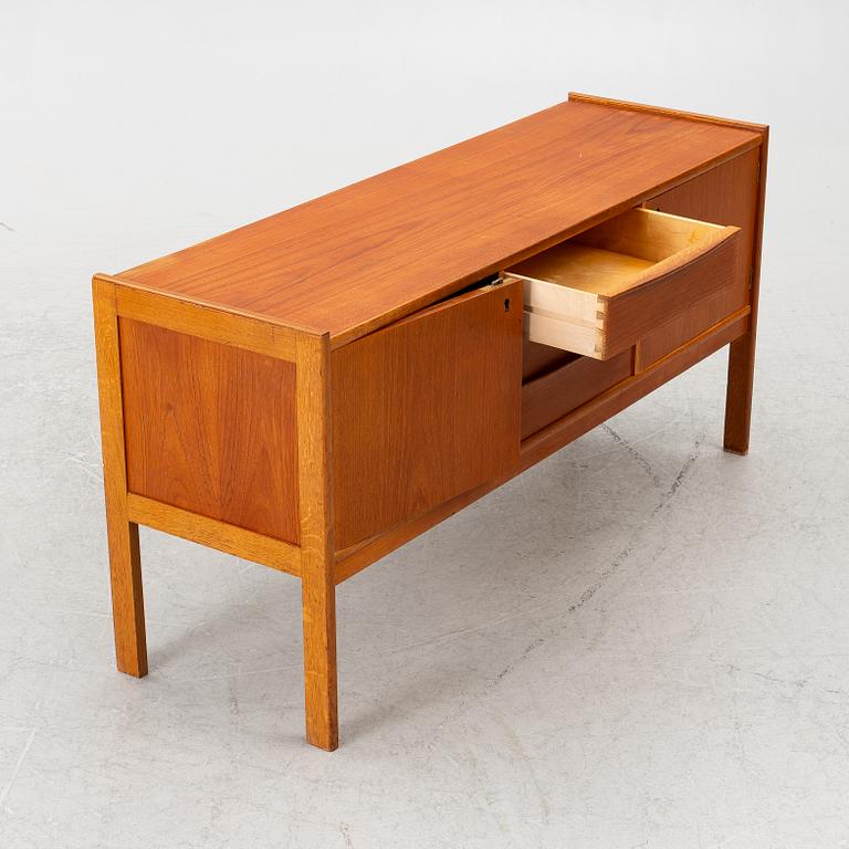 Sideboard, 1900-talets mitt.