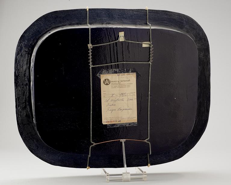 A large Birger Kaipiainen stoneware dish, Arabia, Finland.