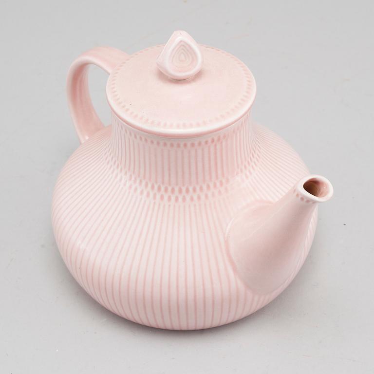 a porcelian tea set of 27 pcs, "Rosmarin", Rörstrand, from the latter half of the 20th century.