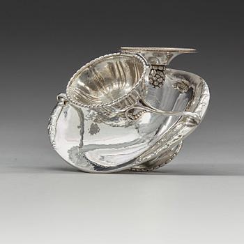 Georg Jensen, a bowl/dish, Copenhagen ca 1915-19, 830/1000 silver,