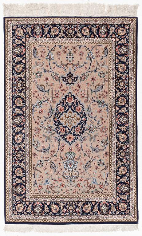 An Isfahan rug, c. 220 x 145 cm.