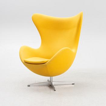Arne Jacobsen, fåtölj, "Ägget", Republic of Fritz Hansen, Danmark, 2006.