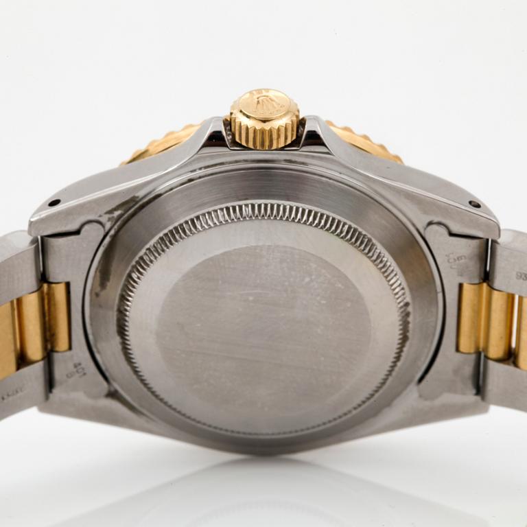 ARMBANDSUR, Rolex Oyster Perpetual Date, Submariner, Superlative Chronometer.