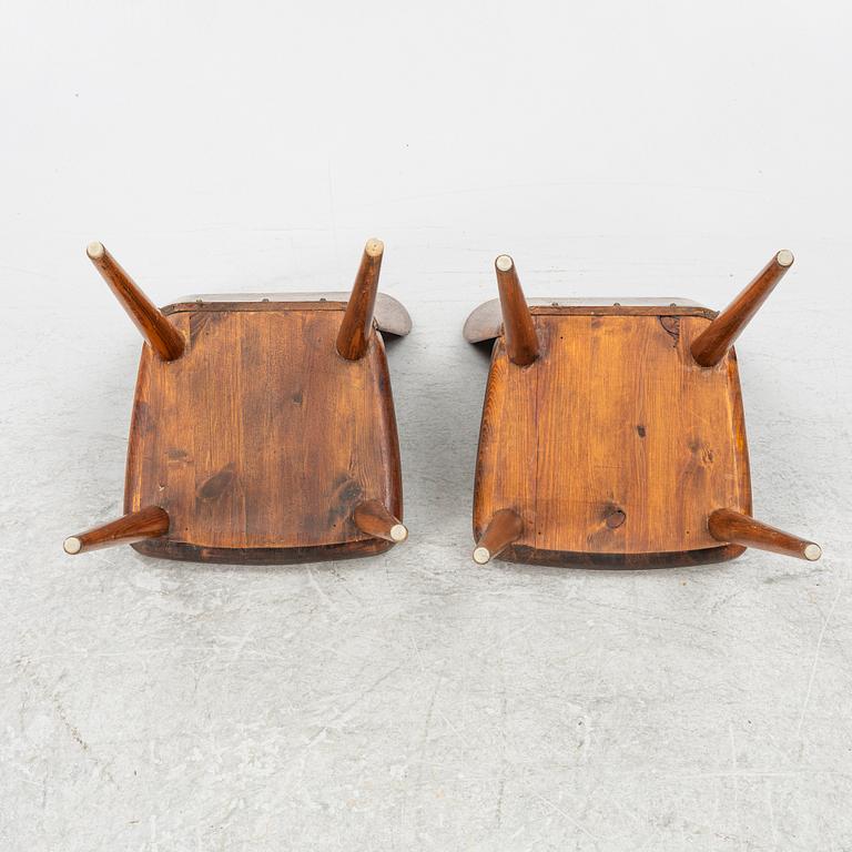 Göran Malmvall, stolar, ett par, modell "510" ur serien "Svensk Fur", Karl Andersson & Söner, Huskvarna, 1950-tal.