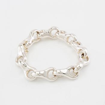 Ole Lynggaard, "Giga" bracelet in silver.