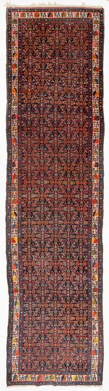 A Hamadan runner, 501 x 130 cm.