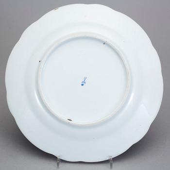 TALLRIK, porslin, Meissenliknande märke, omkring 1900.