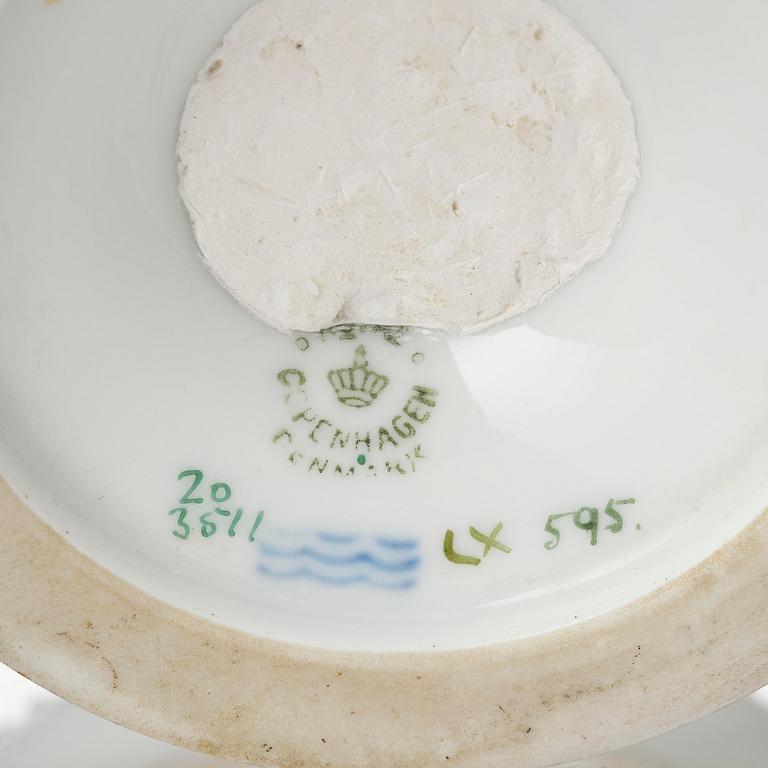 Tazza, porslin. Royal Copenhagen, "Flora Danica", Danmark, 1900-tal.