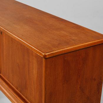 SIDEBOARD, 1900-talets tredje kvartal.