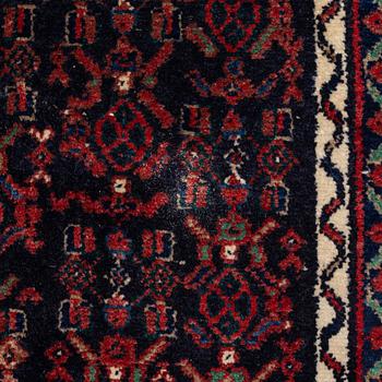 Matta, Senneh ca 330 x 205 cm.