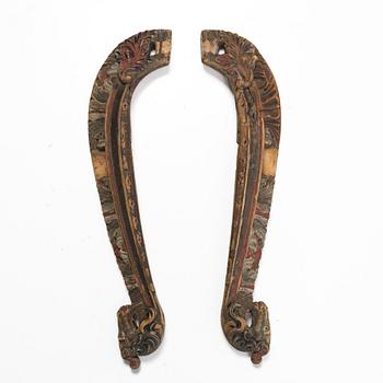 Locomotives, a pair. Folk art, Jämtland, 17th-/18th century.