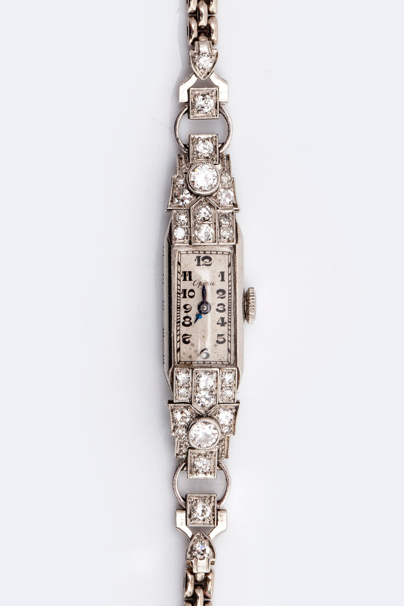 WRISTWATCH Opera, 18k whitegold, old-cut diamonds approx 1 ct, approx 15 x 8 mm, manual.