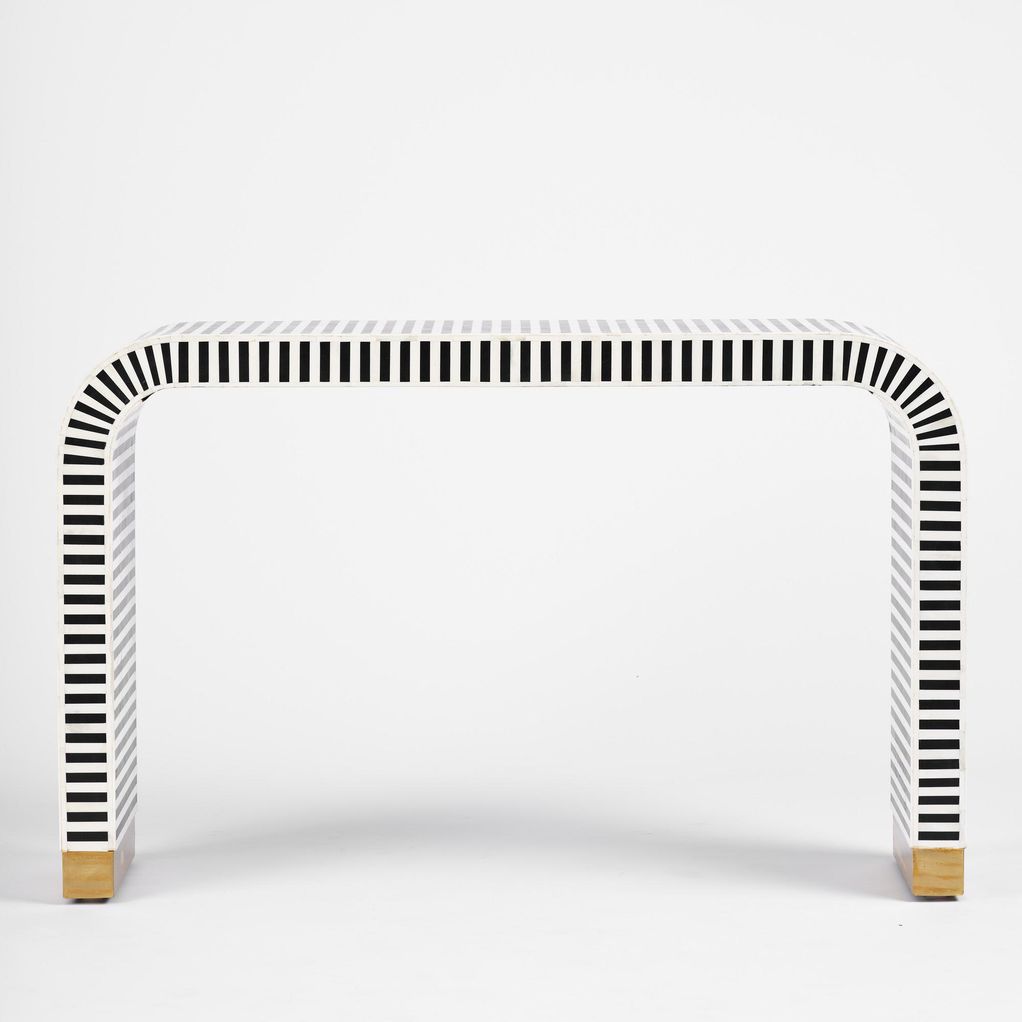 Sideboard, RIJD interior, 2020-tal.