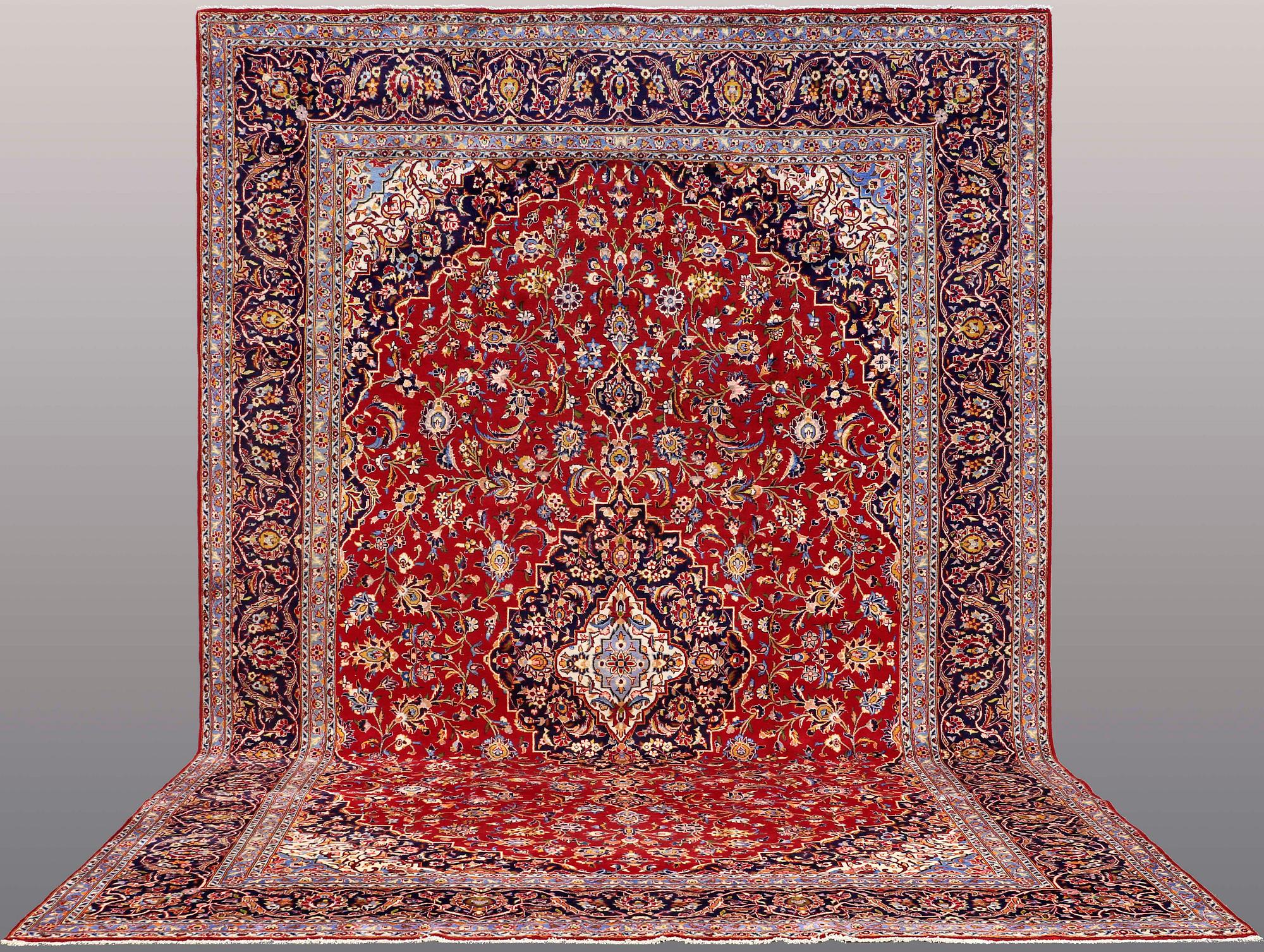 MATTA, Keshan, ca 497 x 332,5-339 cm.