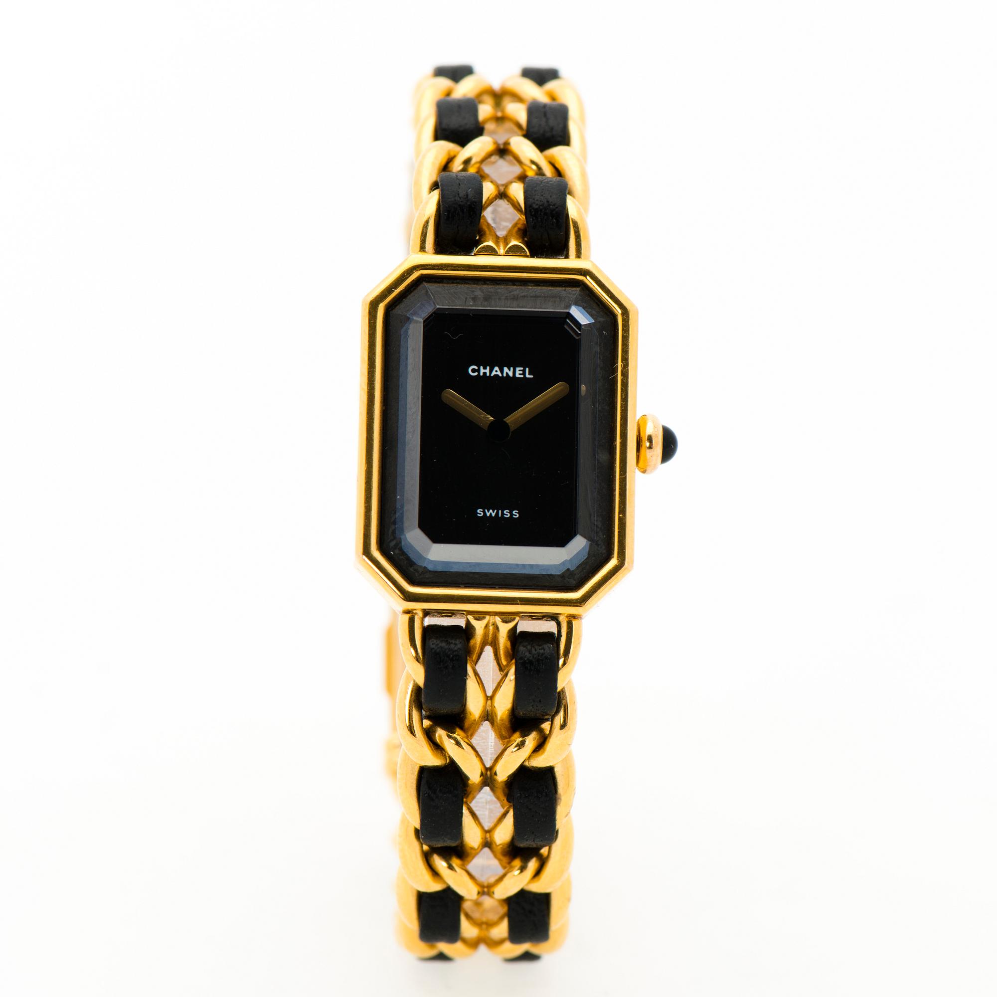 CHANEL, Premiere, armbandsur, 26 x 20 mm.