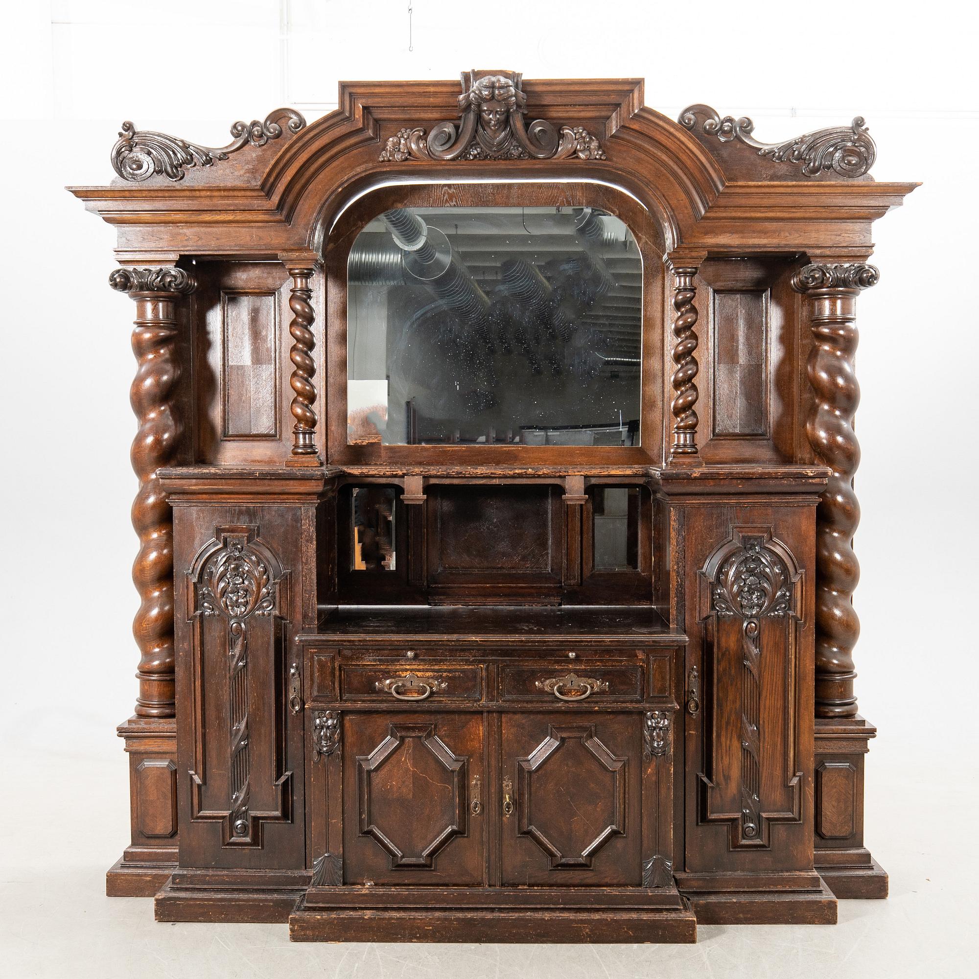 Cabinet/Sideboard Baroque style around 1900.