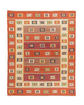 213. Märta Måås-Fjetterström, a carpet, "Röd grön äng", flat weave, ca 315 x 249-250,5 cm, signed AB MMF.