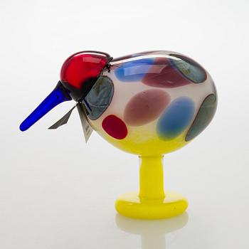 Oiva Toikka, glasfågel, "Jewelled kiwi", signerad och numrerad O. Toikka Nuutajärvi 1453/5000.