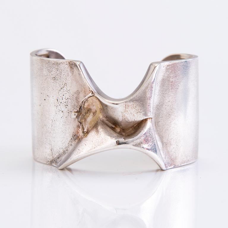 BJÖRN WECKSTRÖM, 'The Man from Mercurius' sterling silver bracelet, marked 'Björn', Lapponia, Helsinki 1972.