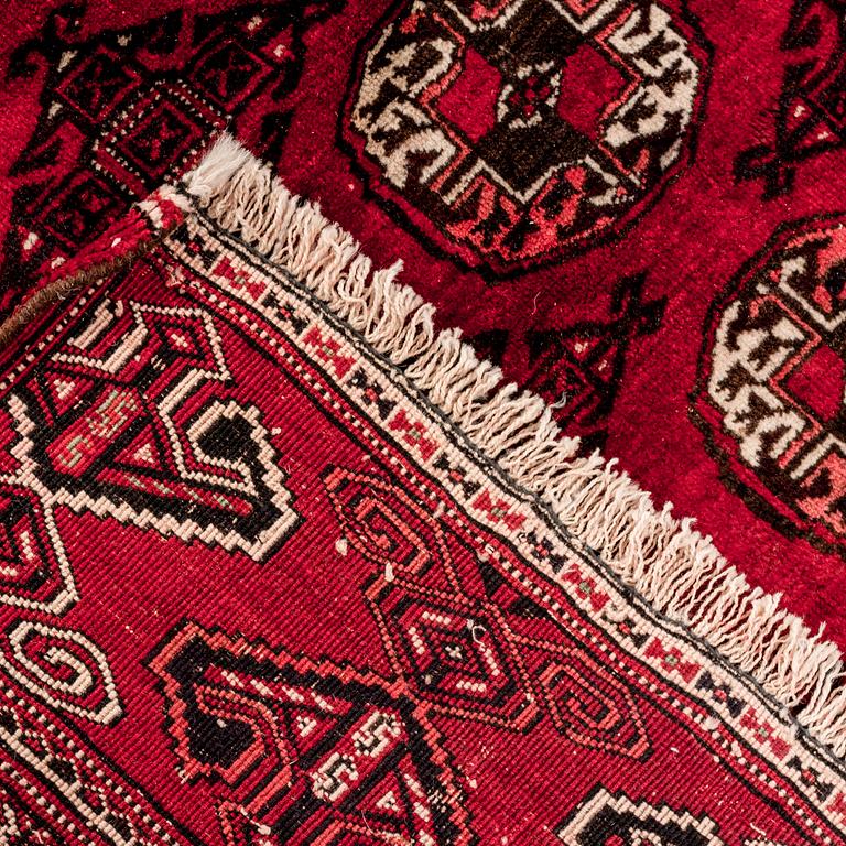 MATTA, Turkmensk, 1900-talets slut. Ca 340 X 227cm.
