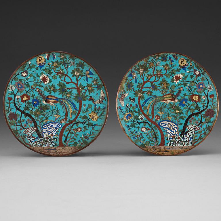 A pair of Cloisonné placques, Qing dynasty, circa 1800.