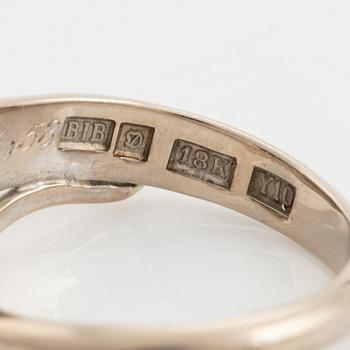 Ring 18K vitguld med grön safir.