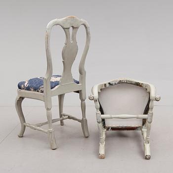 STOLAR, 2 st snarlika, rokokostil, 1900-talets första hälft.