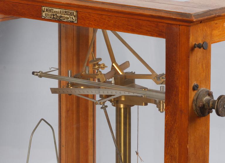 APOTEKSVÅG. E. Mentz H. Fleischer, Berlin, Tyskland.