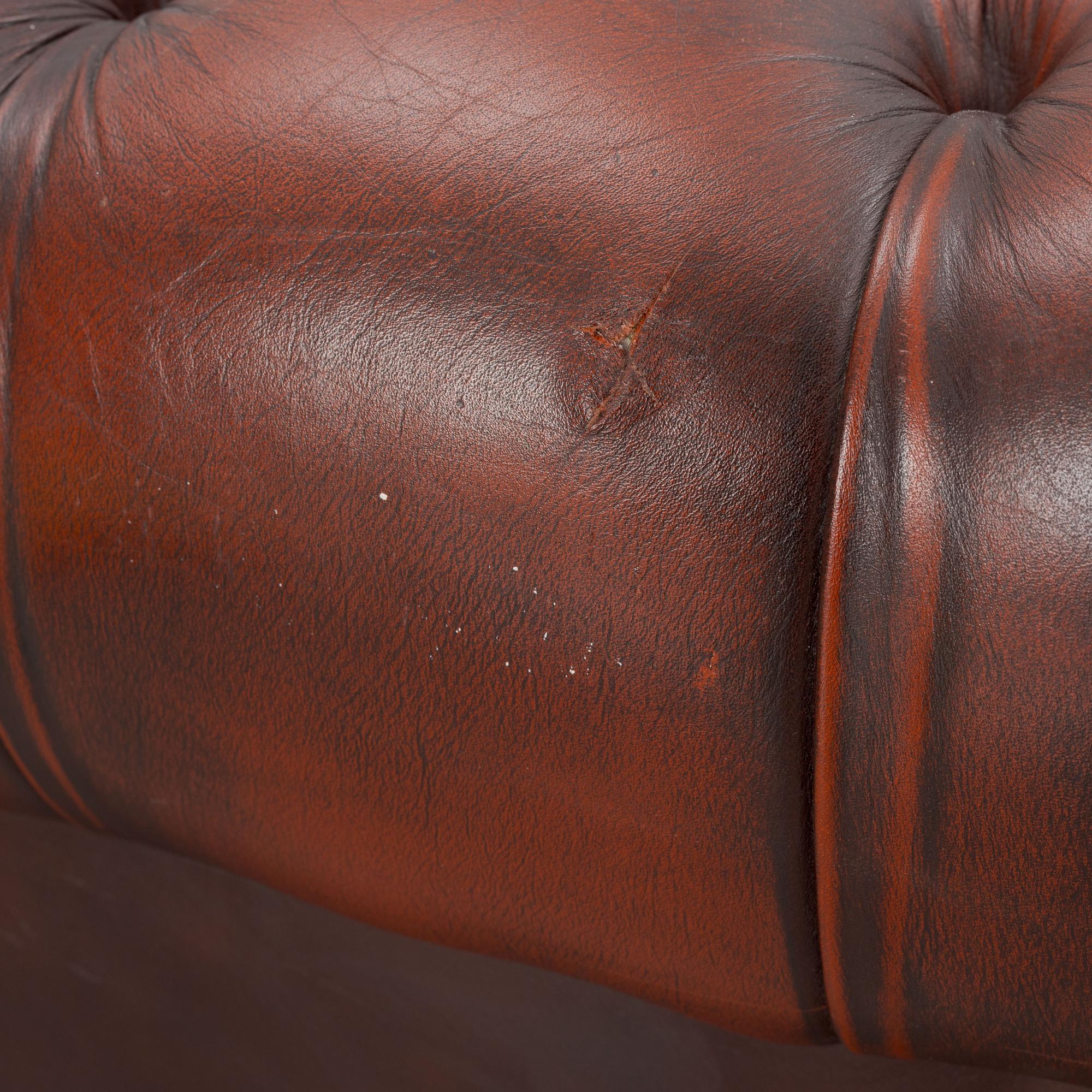 Sofa, Chesterfield model, United Kingdom, second half of the 20th century.