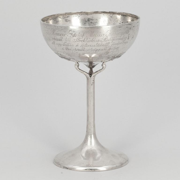 POKAL, silver, jugend, CG Hallberg Stockholm 1917. Tot vikt ca 763 gram.