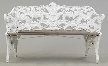 TRÄDGÅRDSGRUPP, 4 delar, gjutgods, 1900-talets andra hälft.