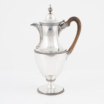 Daniel Smith & Robert Sharp, 
a silver coffee pot, London 1768-77.