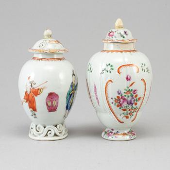 TEDOSOR med LOCK, två stycken, kompaniporslin. Qing dynastin, Qianlong (1736-95).