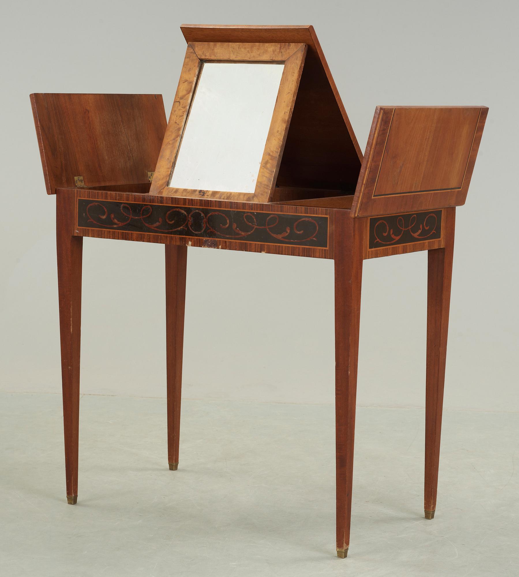 POUDREUSE, gustaviansk stil, 1900-tal.