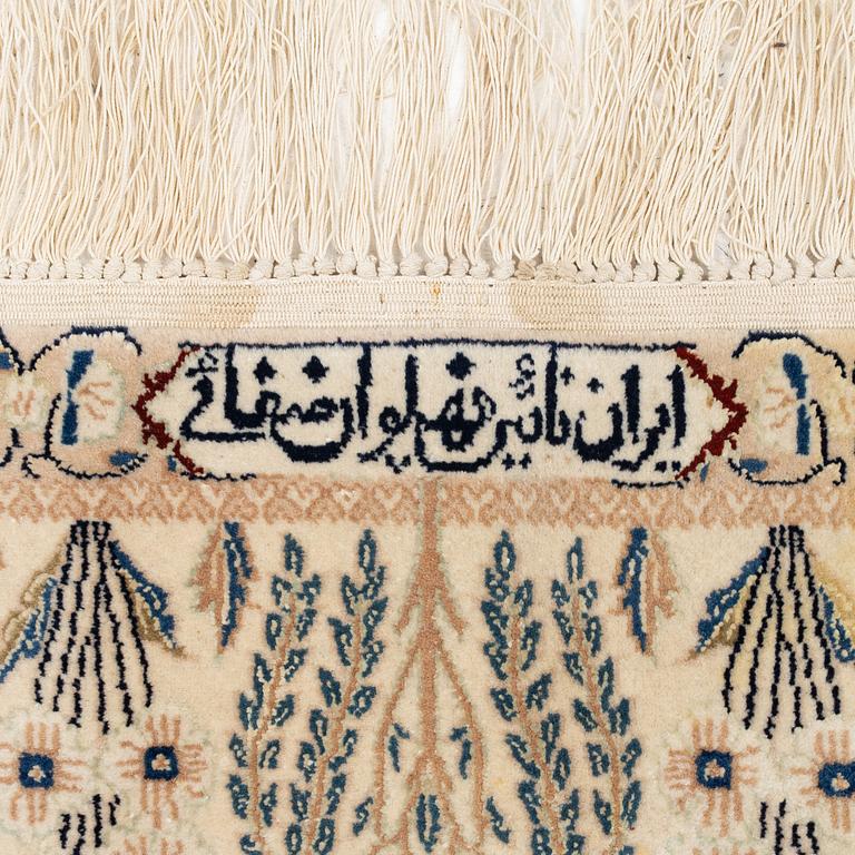Rug, Nain, part silk, approx. 161 x 107 cm.