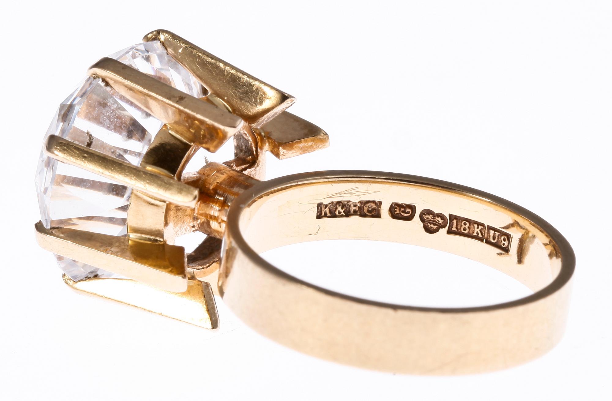 RING, guld 18K, bergkristall, Cesons Guldvaru, Göteborg 1978, totalvikt 8 gram.