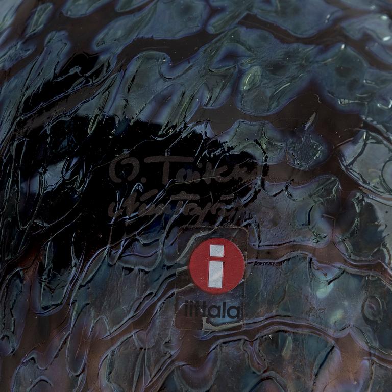 Oiva Toikka a "Capercaillie" glass bird, signed O. Toikka Nuutajärvi.