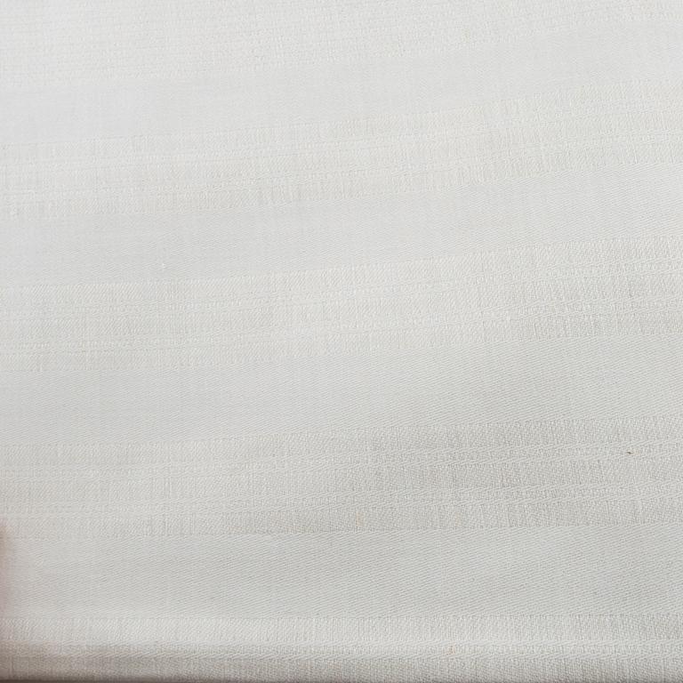 Dukar 4 st damast och dräll 1900-talets första hälft/mitt.