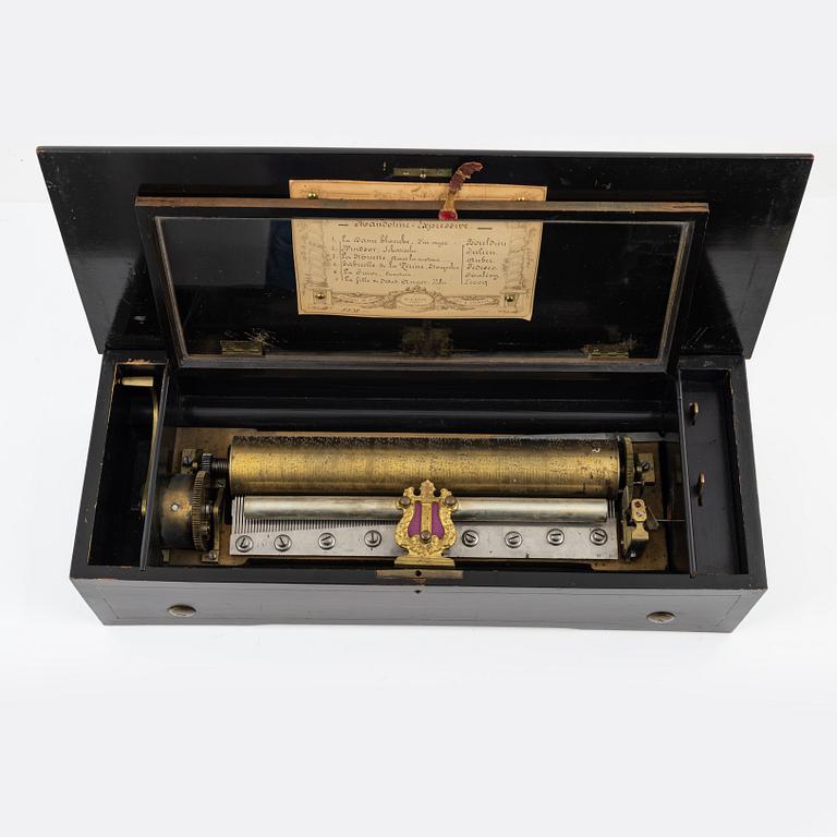 A musical box, Ste. Croix, Schweiz, late 19th Century.