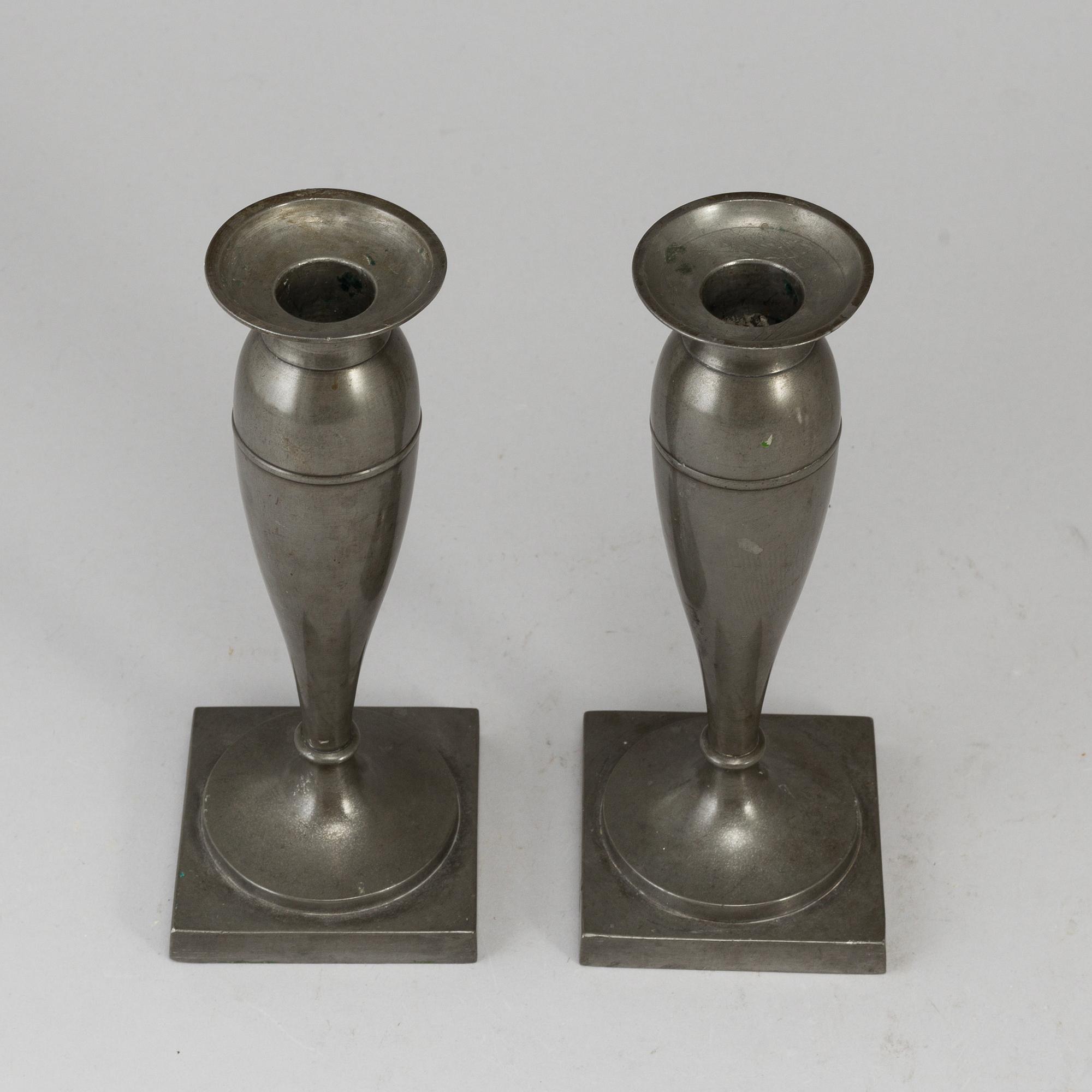 A pair  biedermeier pewter candlesticks, 19th century.
