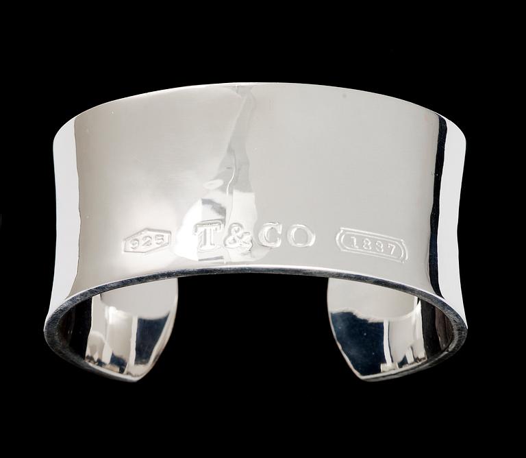 BANGLE, sterling silver, tiffany & Co, 2001.