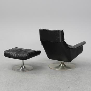 FÅTÖLJ med fotpall, 1960-tal, troligen Finland.