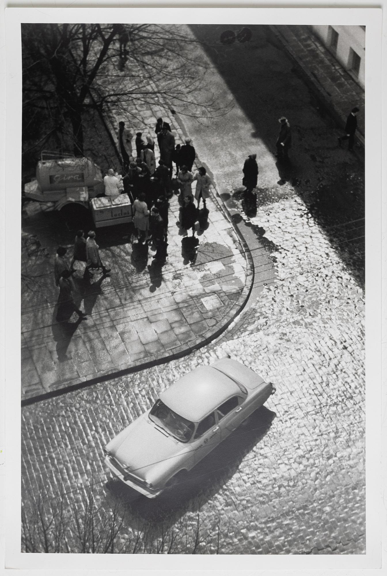 Antanas Sutkus, "Early Morning in Spring, Vilnius, 1960".