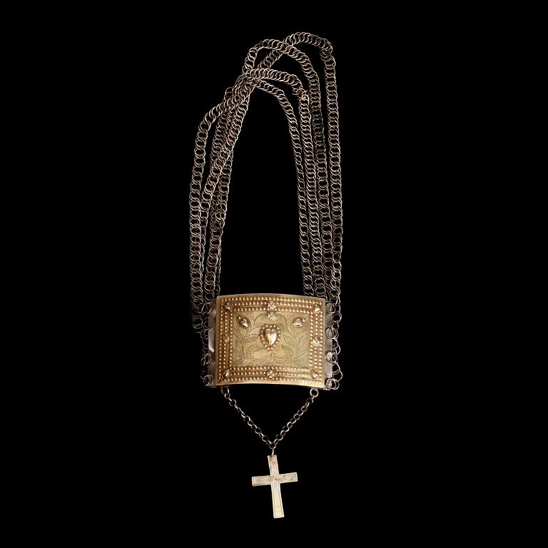 HALSLÅS, silver med gravyr. Gustaf Wilhelm Nordström, Växjö, 1829 Vikt 12 g.