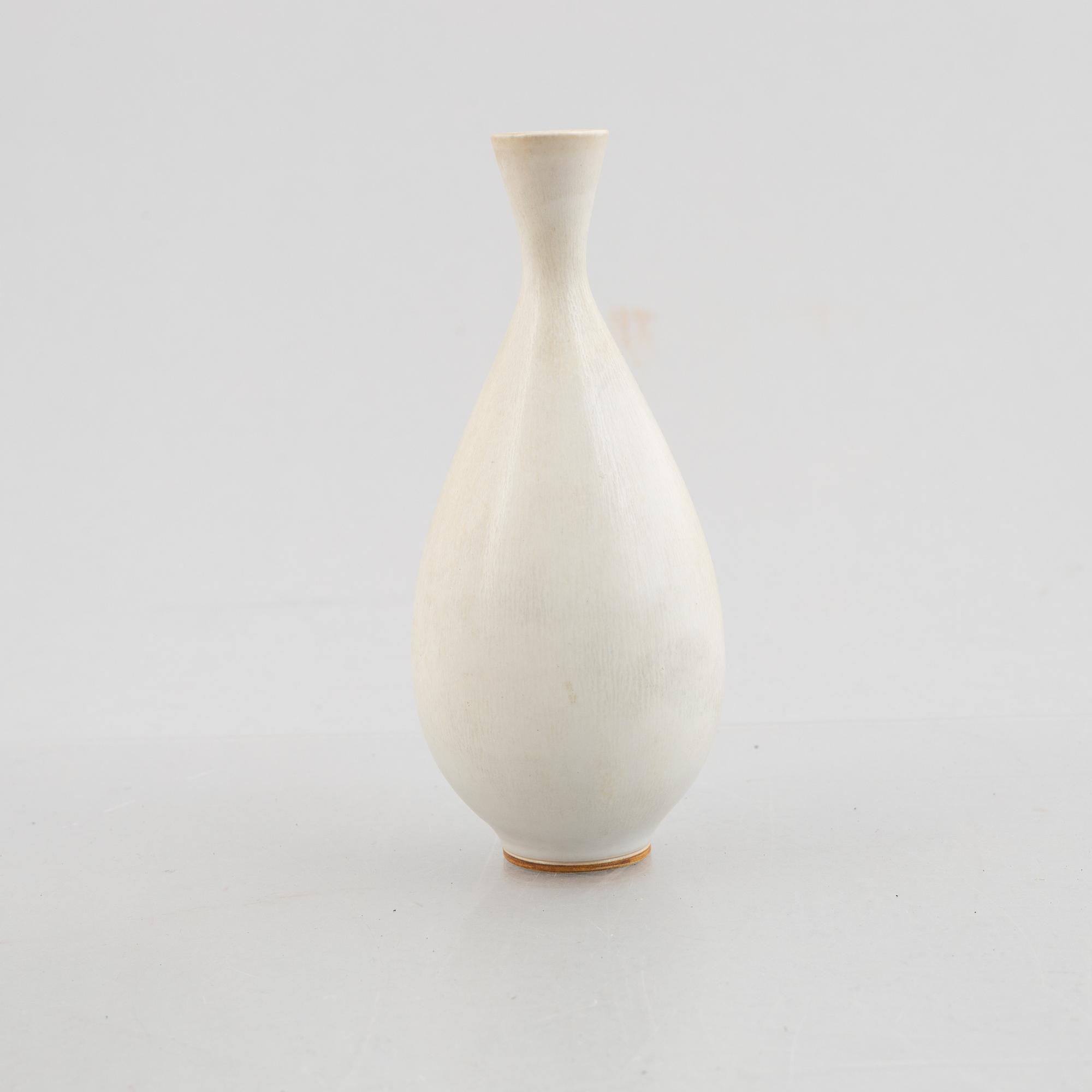 Berndt Friberg, a stoneware vase, Gustavsberg studio, 1954.