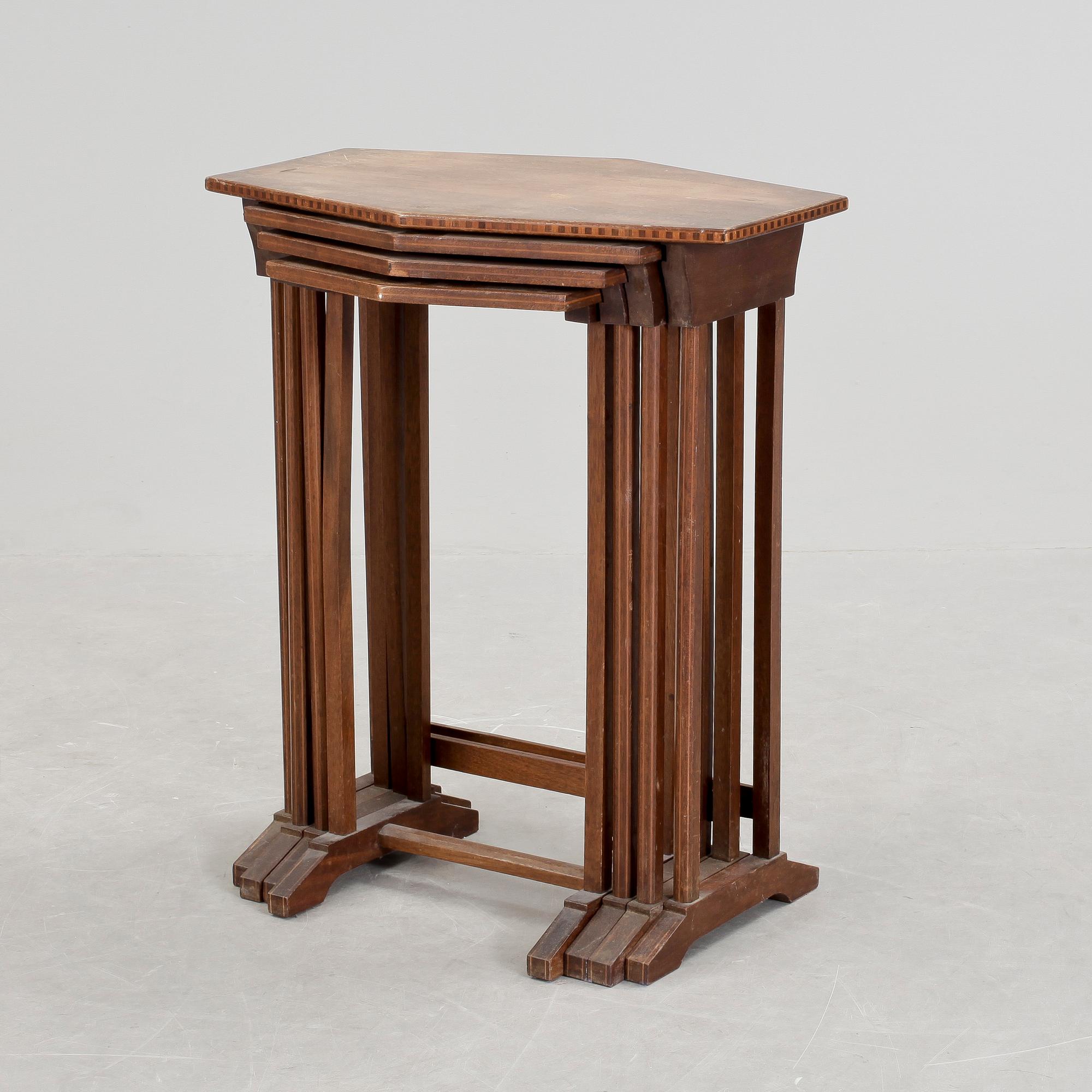 SATSBORD, 4 delar, 1800-tal.
